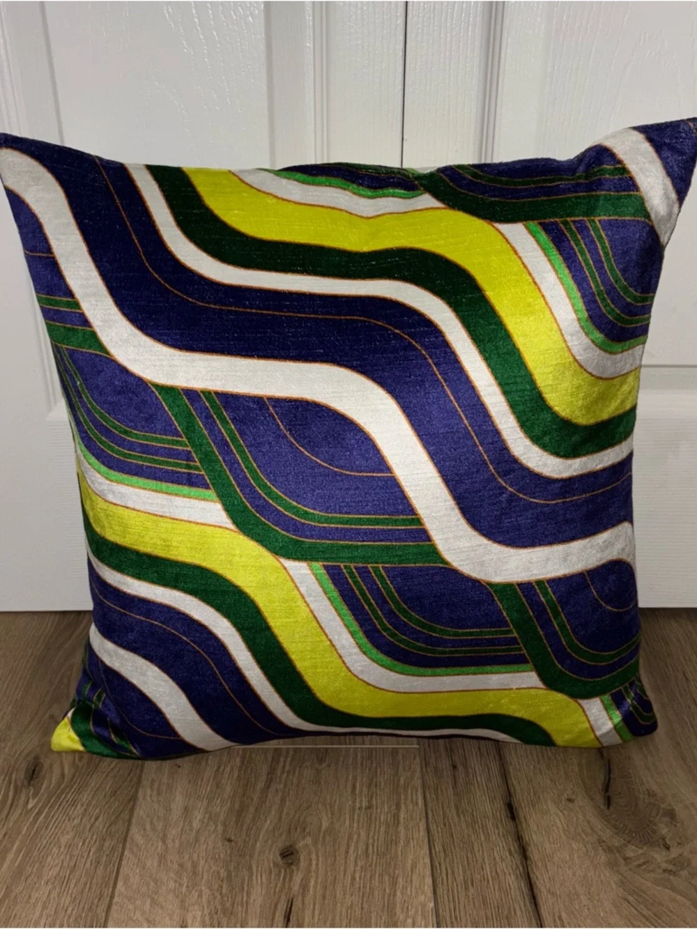 Jonathan Adler | Milano Emerald/Purple Mod Tide Pillow - Picture 3 of 4